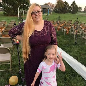Meet your Posher, Alisa